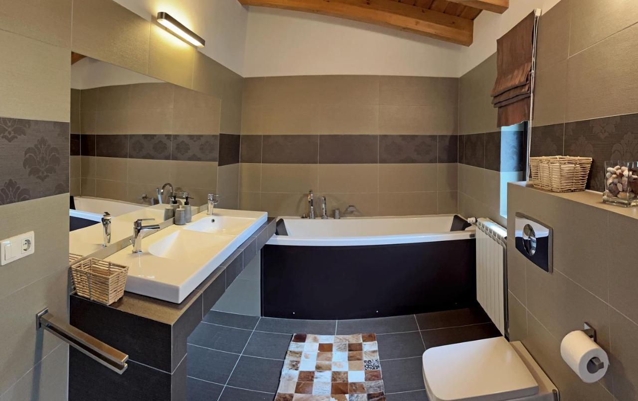 Bazalt Wellness Villa Harghita-Băi Extérieur photo